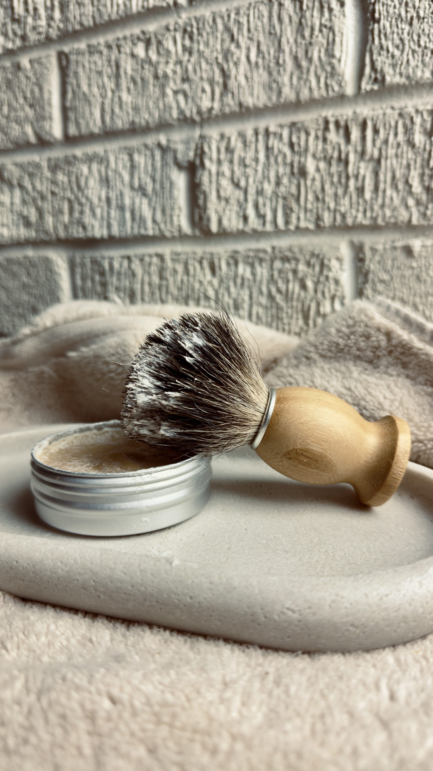 Shave bar